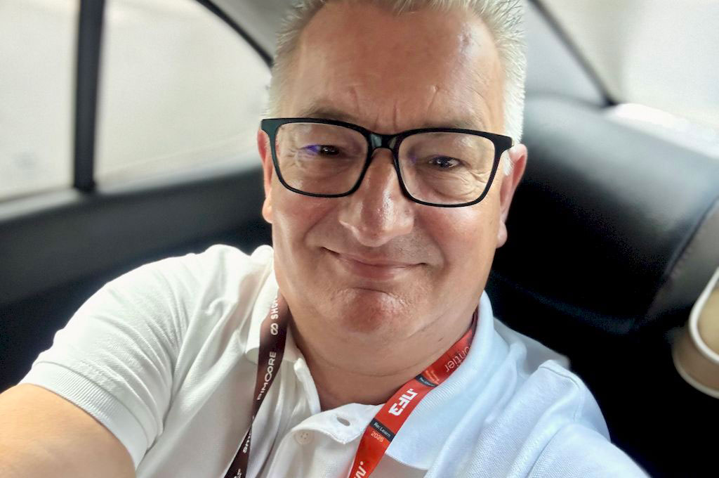 Andreas Frank - Autor von "Social Commerce"