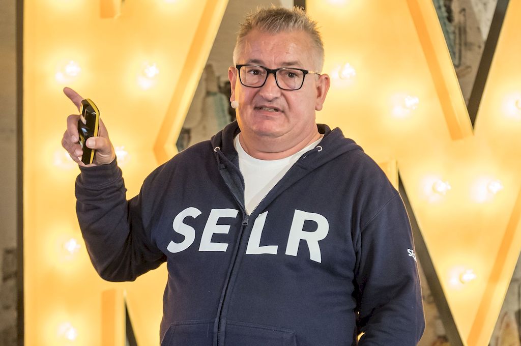 Andreas Frank - Drei Euro Zoll werden den deutschen Onlinehandel nicht retten